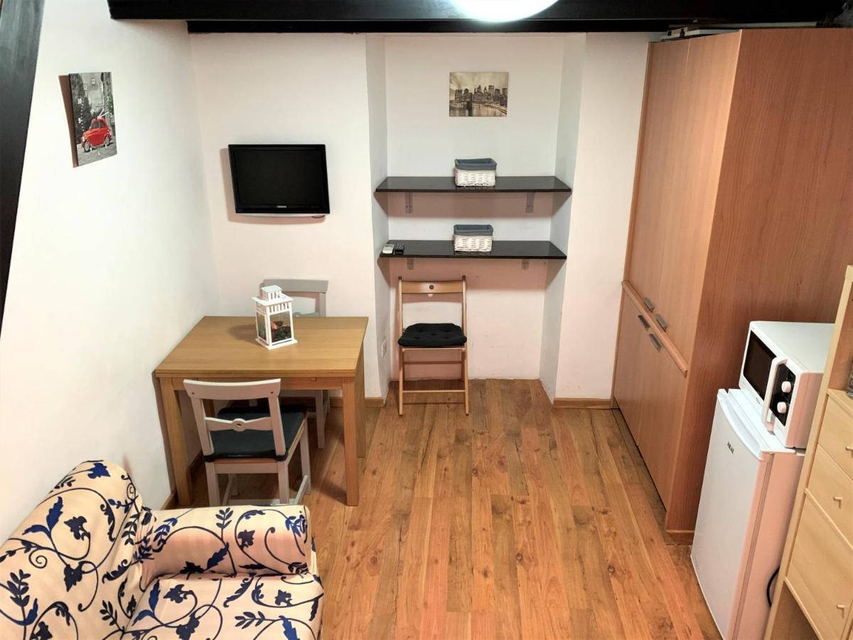 Casa Trevi 11 Lägenhet Rom Exteriör bild